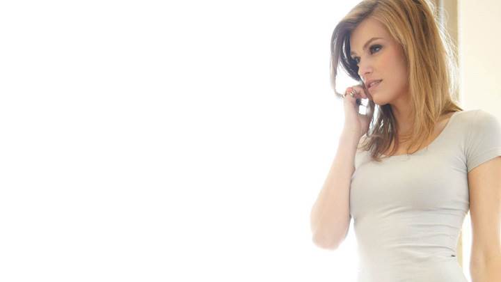 Adela Capova In White Top Side Pose Photoshoot
